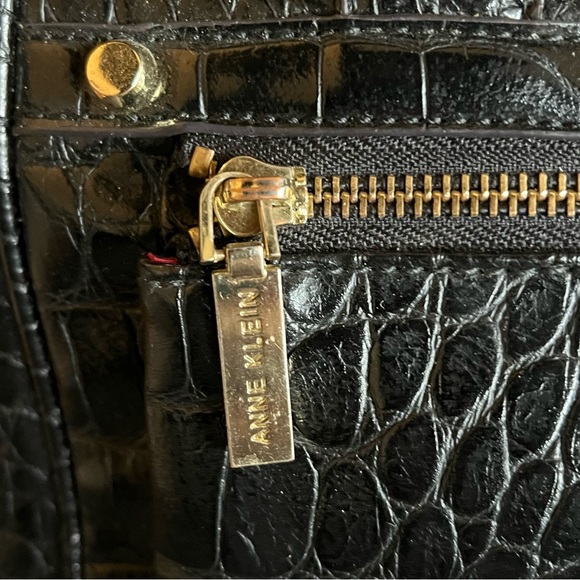 Anne Klein Crocodile Tote (Pink interior) - Picture 9 of 11